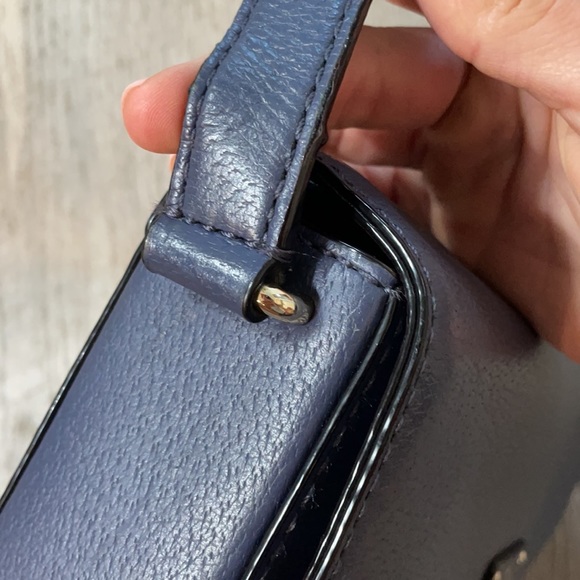 Kate spade navy purse - Picture 4 of 7